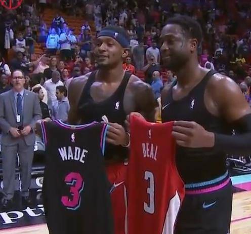 在锋线位置 在锋线位置